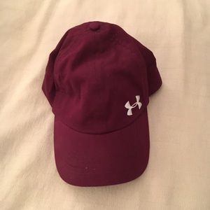 Adjustable running hat
